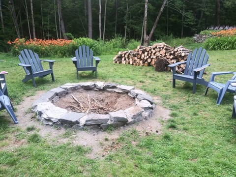 Blue Door Farm, Fire pit, Vermont 6BR
