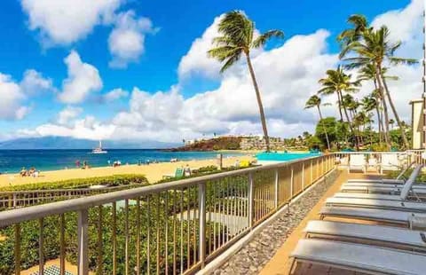 Quiet sunning area above pool