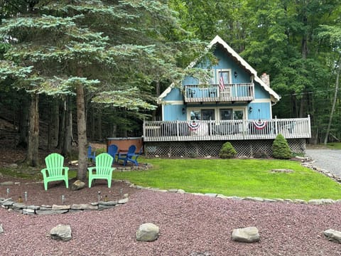 Front with Sitting Area and Firepit