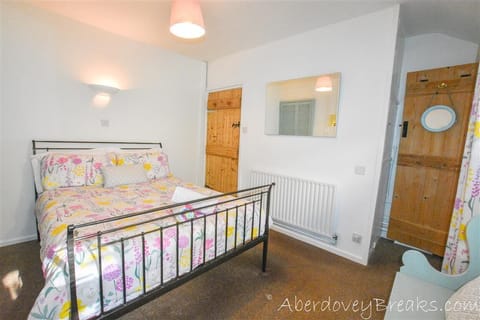 2nd Bedroom - Double Bed - En Suite Bedroom