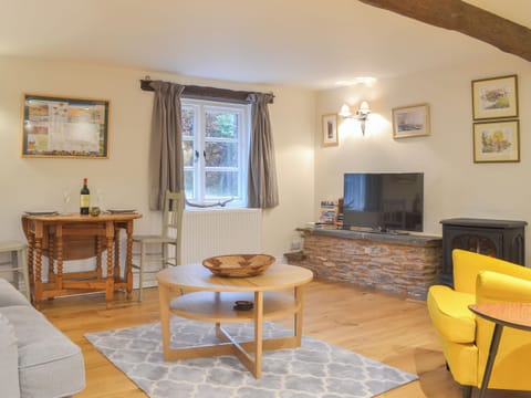 Cosy beamed living/dining areas | Stables End, Stickle Path, near Watchet