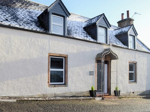 Charming Highland cottage | Wallace House, Dornoch, near Tain