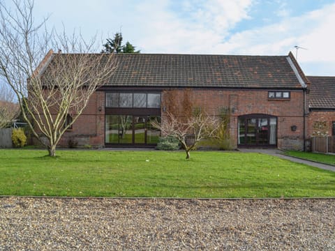 Wonderful holiday home | Church Farm Barn - Moor Farm Stable Cottages, Foxley, near Fakenham