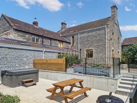 Exterior | The Farmhouse - Applebarn Holidays, West Pennard, near Glastonbury