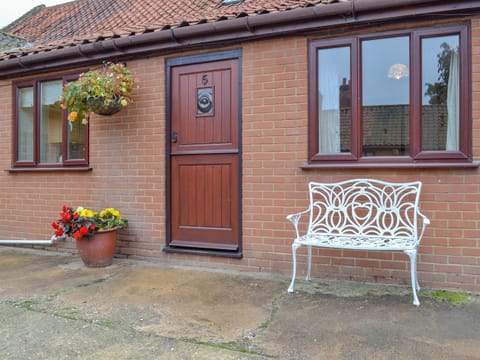 Exterior | Stable Cottage 5 - Moor Farm Stable Cottages, Foxley, near Fakenham