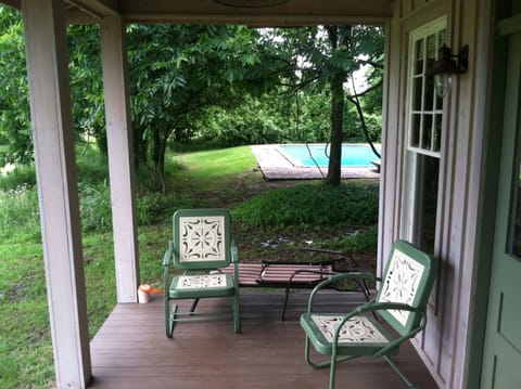 The pool is just a few steps away. 