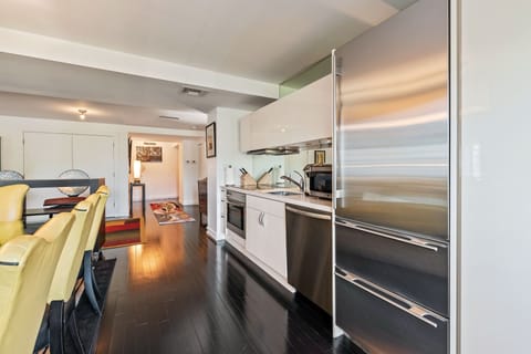 Looking back at the entrance foyer.