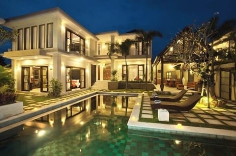 Harmony 6 Bed Family Villa-Near Seminyak