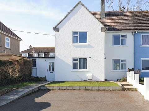 House front with parking | Trevistas, Padstow