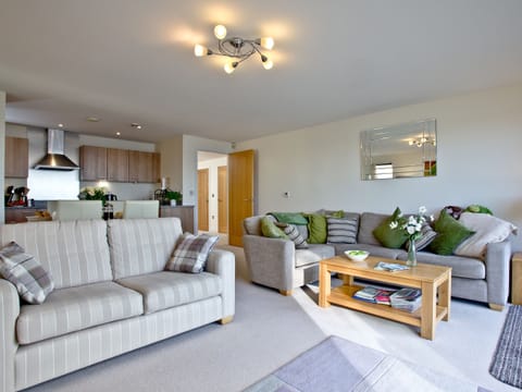 Open plan living space | Masts B9 - Mast Apartments in Torquay, Torquay