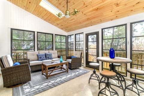 3 Season Room