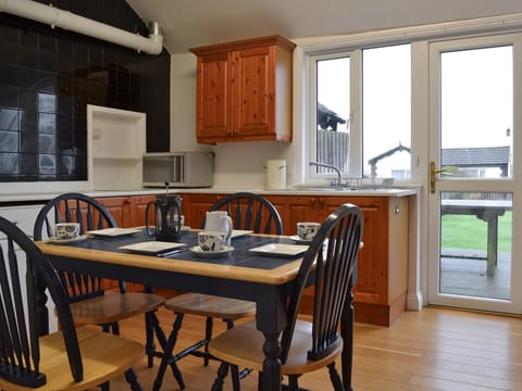 Kitchen with breakfast area | Shore Meadow, Silecroft, near Millom