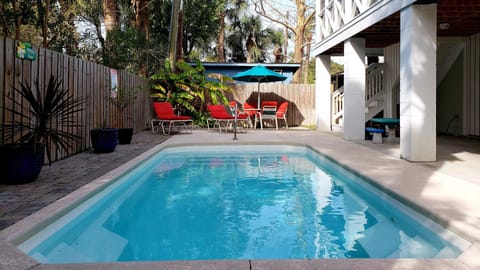 Welcome to 1313 6th Avenue - Rest A Shore