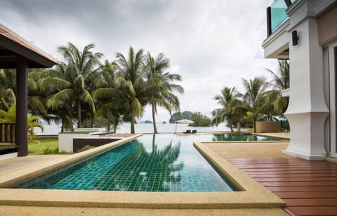 Secluded Luxury Beachfront Villa