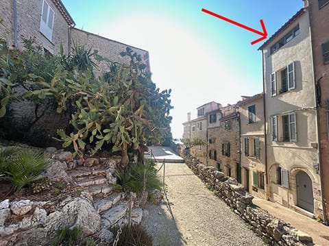 garden street entrance