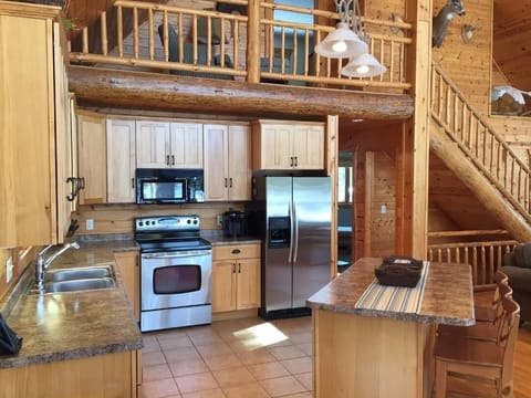 Spacious kitchen fully stocked
