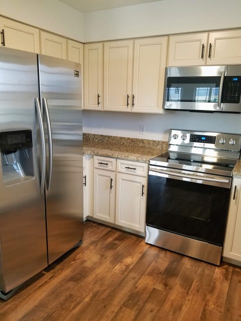 New granite countertops and stainless steel appliances!