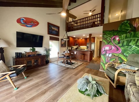 Open great room living space, JUST renovated; heart of the Ohana❤️