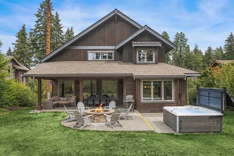 Back of house with large lawn to play games in (ladder ball, corn hole, etc)
