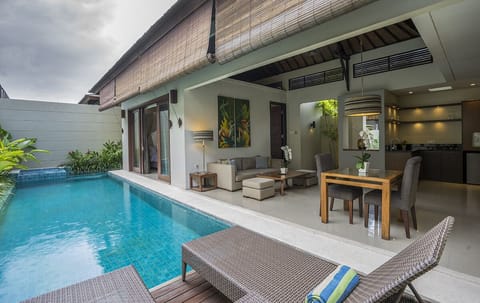 Romantic & Luxury Villa in Seminyak