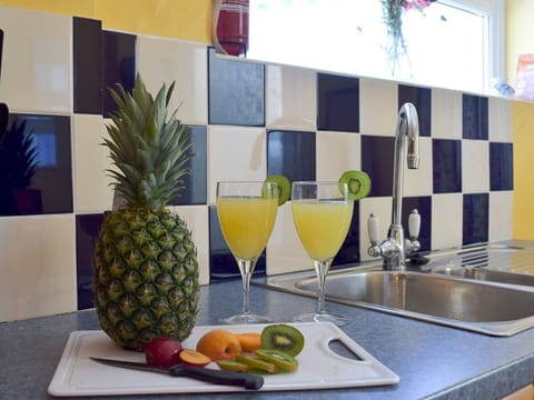 Rose Cottage Tenby Pembrokeshire Kitchen