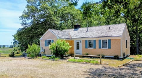 Front of cottage