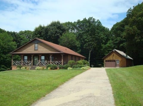 Beautiful home off the Blue Ridge Parkway
