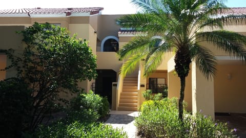 Front Entrance 2nd Floor Unit