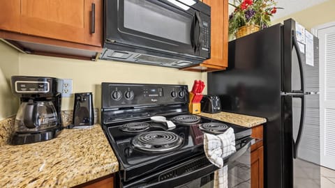 Royal Palms 406 - Kitchen area