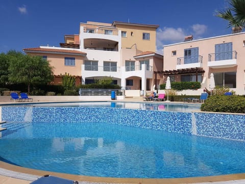 Infinity pool, 1 of 3 pools in complex