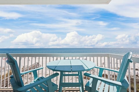 Caribbean 304 Balcony w/ Beach & Gulf views