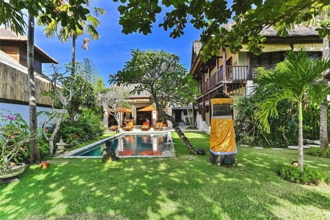 3 Bed Luxury Villa in Karma Jimbaran;