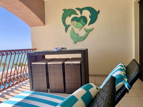 Comfy Lounges or your own private Balcony Bar.
