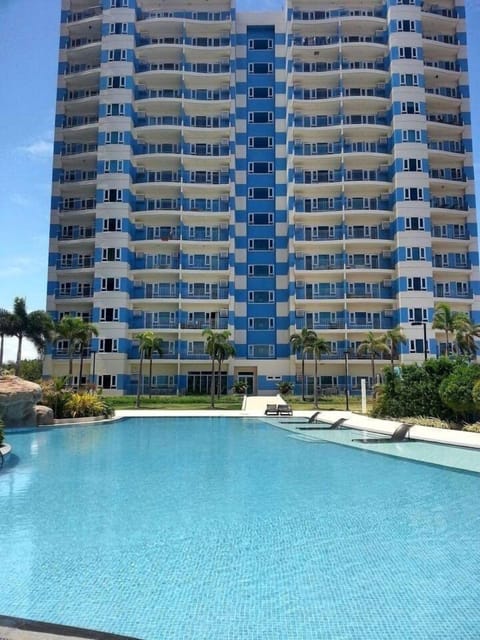 Studio Unit in Amisa Private Residences