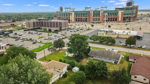 Pack Shack 4 in the shadows of Lambeau and next to Titletown!