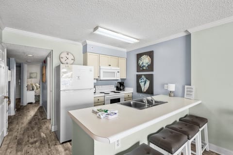 Royal Palms 503 Kitchen area