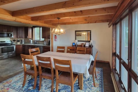 Upper Level Second Floor: Dining