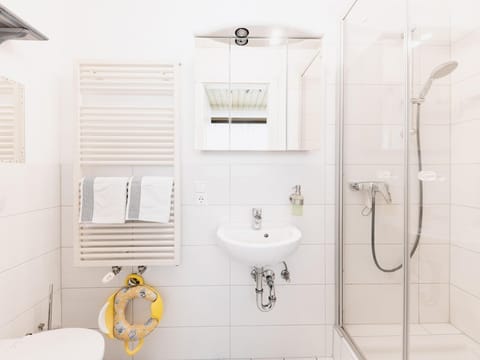 Apartment Kirschbaum - Organic farm Auernig Farm Stay in Carinthia, Austria