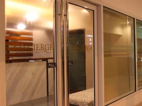1Bedroom Serviced Apartment #26 Near MOA