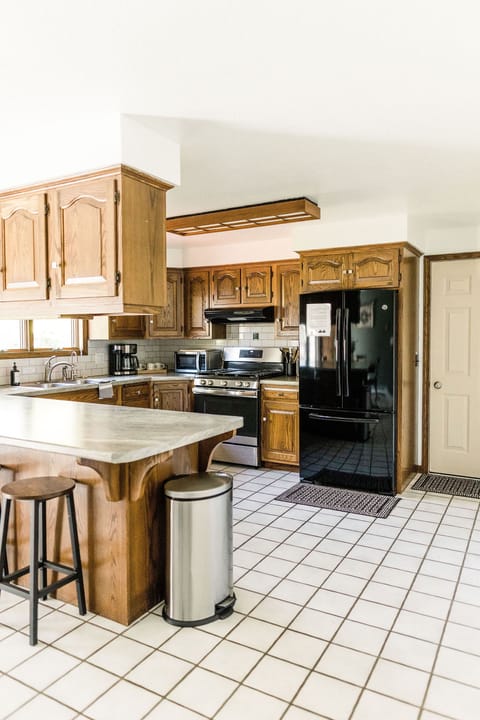 Stove and Refrigerator 