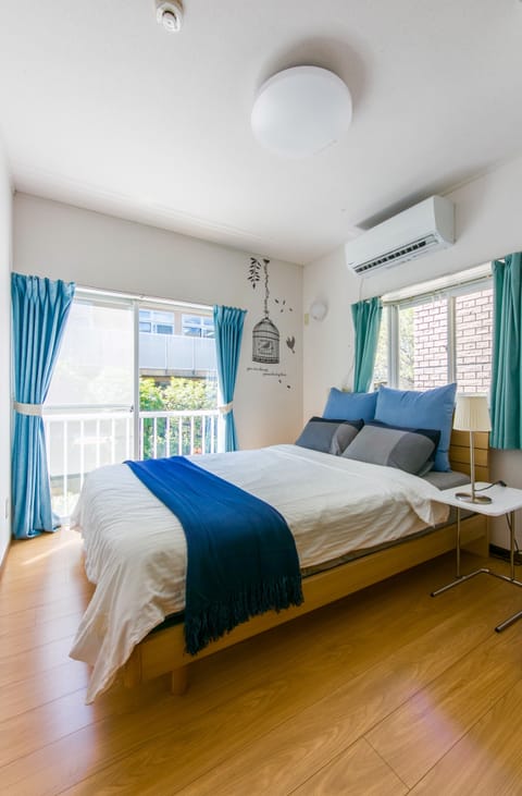 TOKYO HOUSE bedroom