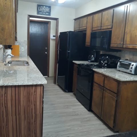 New appliances plus. complementary oatmeal, grits and pancake mix in the cabinet