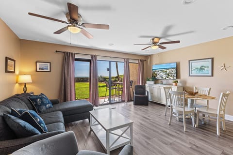 Capistrano 102 Living Room