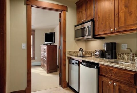 Kitchenette on studio-side