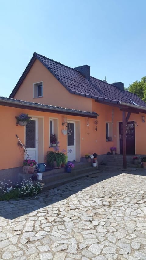 External view of the building. Picture 15