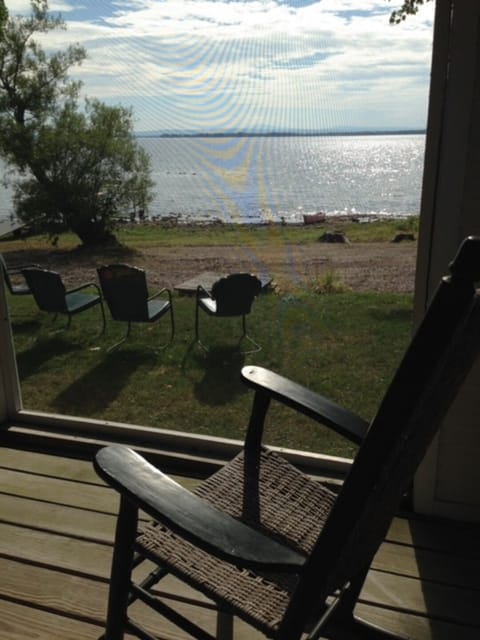 Lakeside Screen Porch