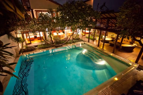 6 Bedrooms CAS Villa Near Sanur Beach