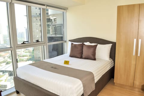 2-Bedroom @ Knightsbridge 2910