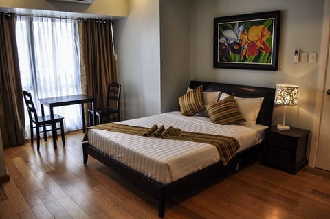 Stunning 1-BR Deluxe Unit @ Milano 2701