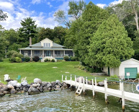 White Oaks--Grand, Air Conditioned Lakefront Home on Green Lake's North Shore House in Green Lake